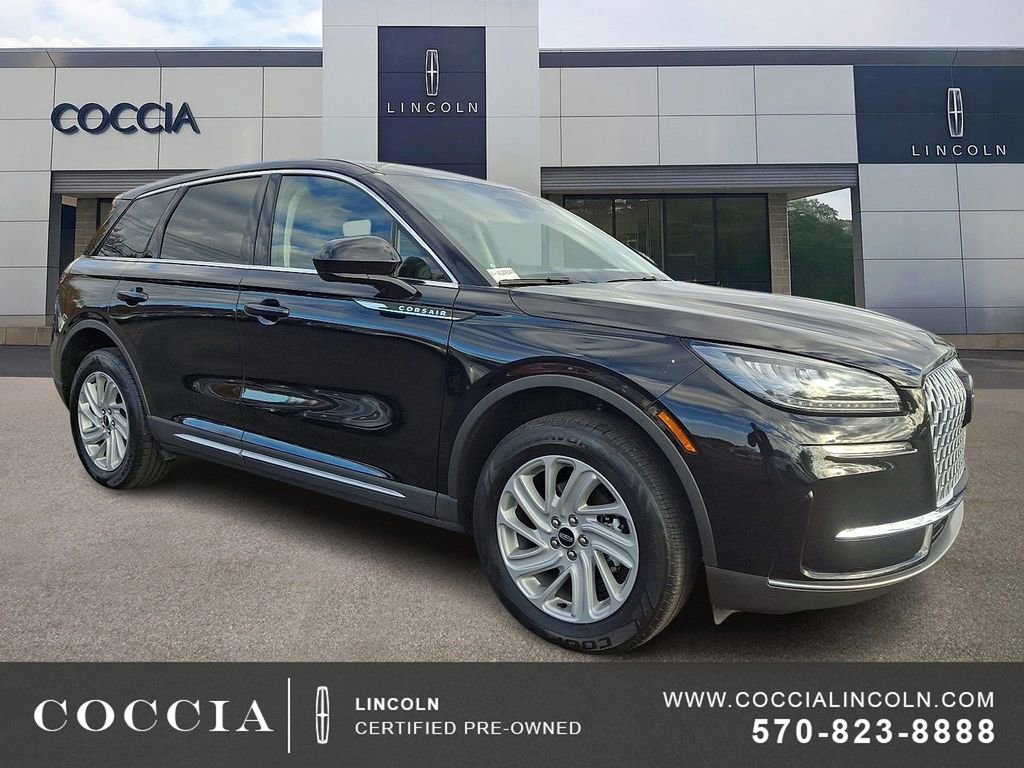 Used 2024 Lincoln Corsair AWD image 3