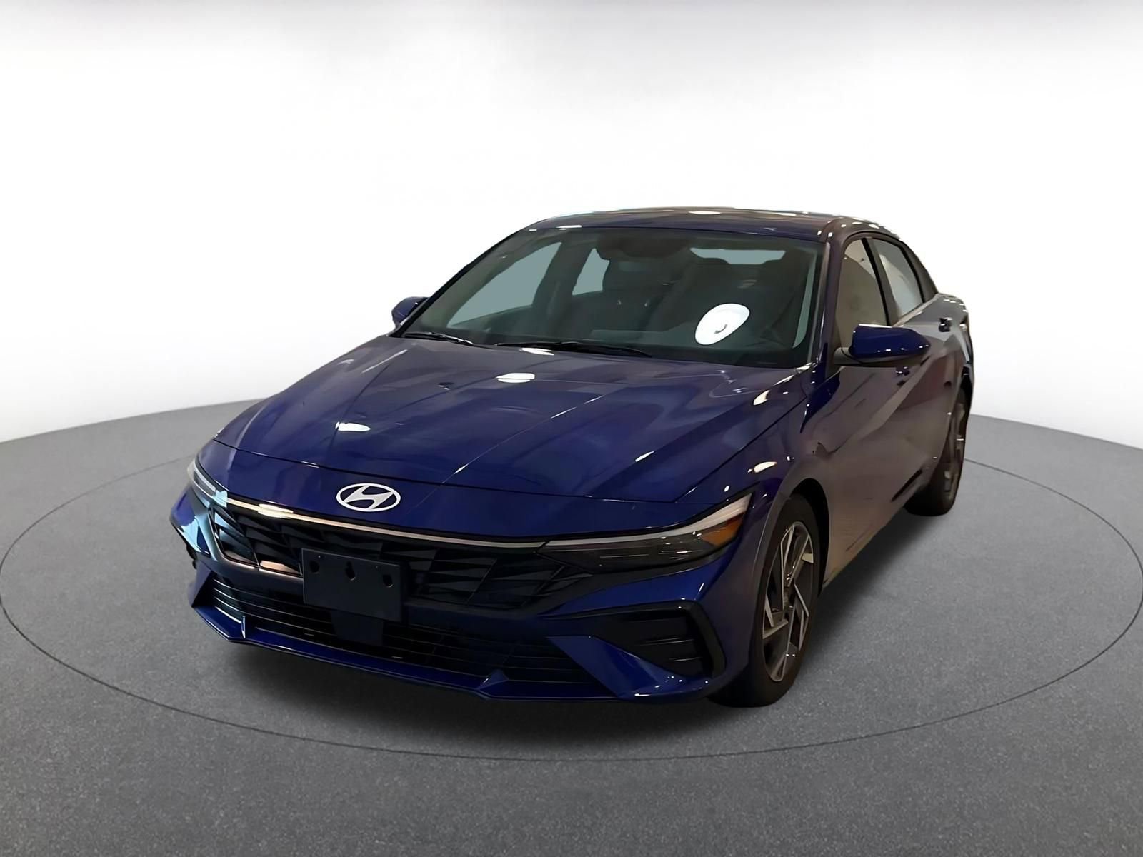 Used 2025 Hyundai Elantra SEL image 7