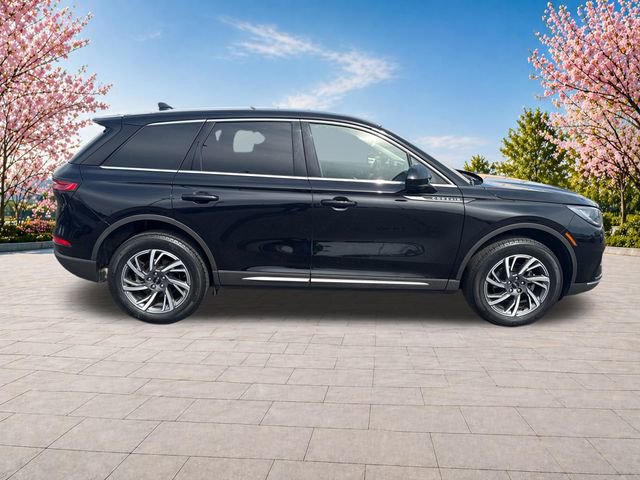 Used 2024 Lincoln Corsair FWD image 9