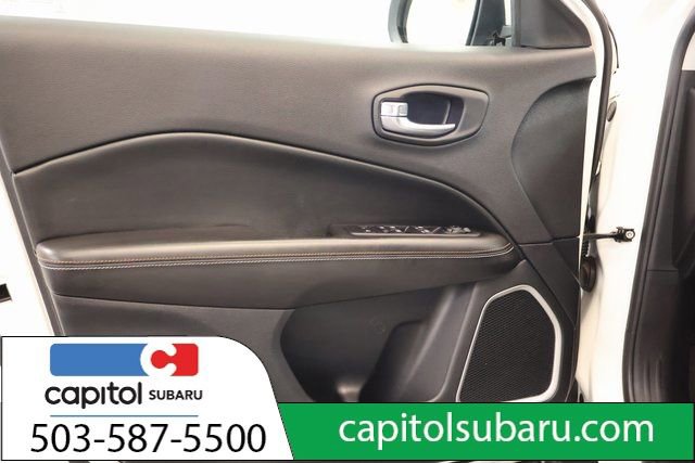 Used 2020 Jeep Compass Latitude AWD/4WD image 10