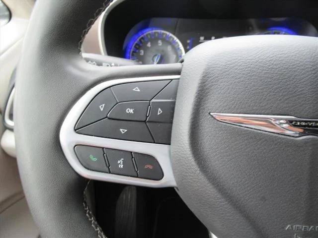 Certified 2023 Chrysler Voyager LX FWD image 21