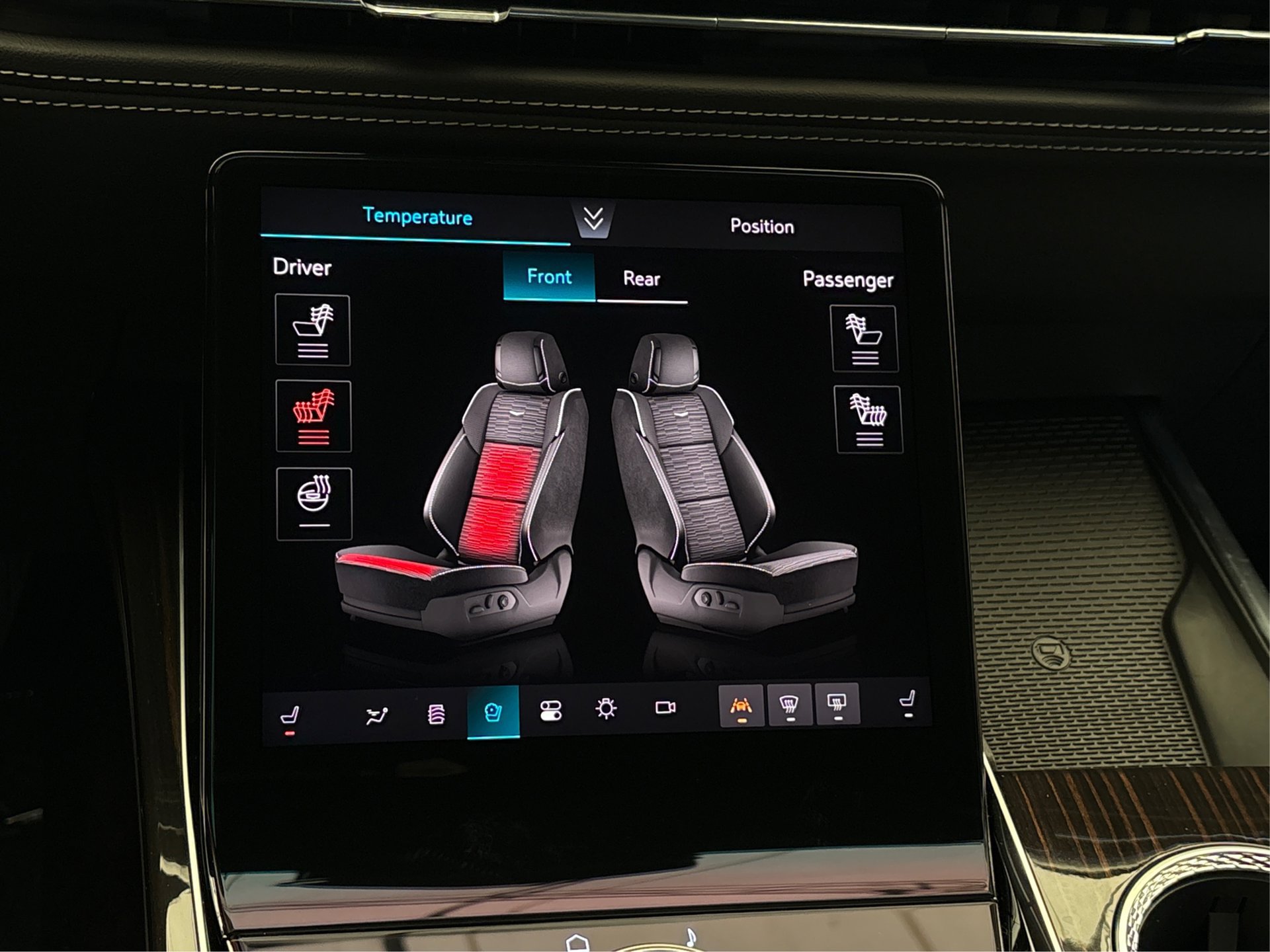New 2026 Cadillac Escalade ESV 4WD image 32