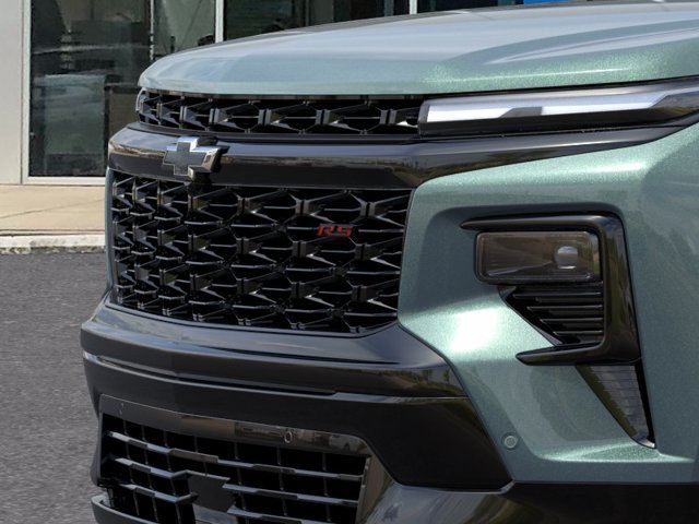 New 2027 Chevrolet Traverse RS w/ LPO, Floor Liner Package FWD image 13