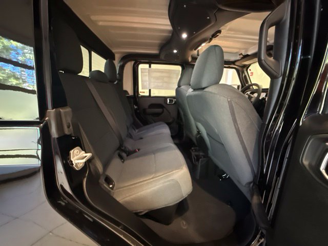 New 2025 Jeep Gladiator Sport AWD/4WD image 18
