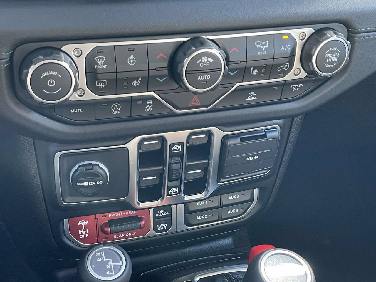 New 2026 Jeep Gladiator Rubicon AWD/4WD image 20