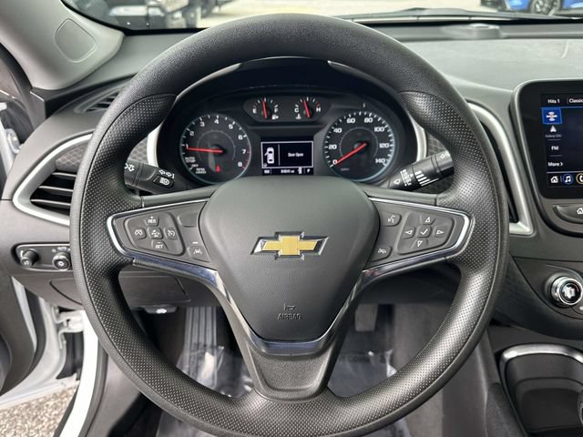 Used 2023 Chevrolet Malibu LT FWD image 12