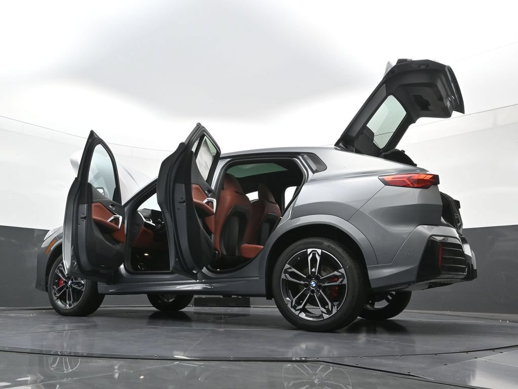 New 2026 BMW X2 xDrive28i w/ Technology Package AWD/4WD image 41