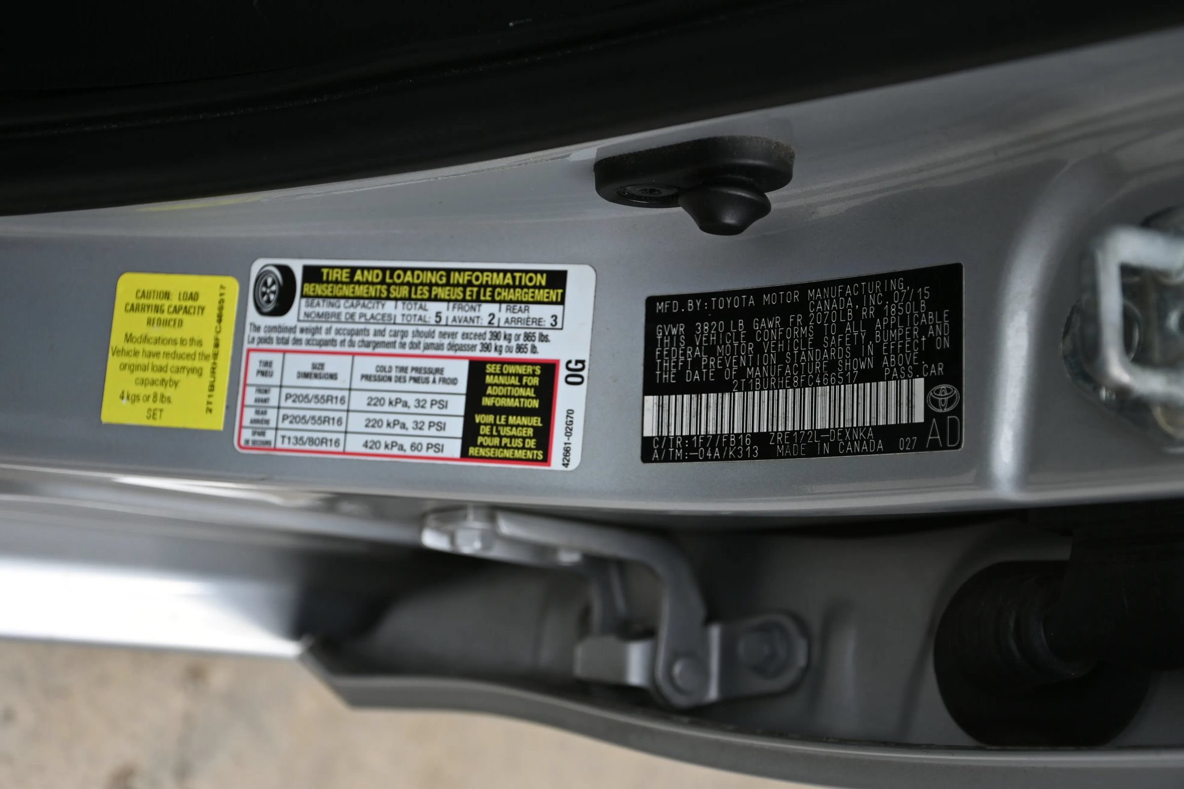 Used 2015 Toyota Corolla LE FWD image 20