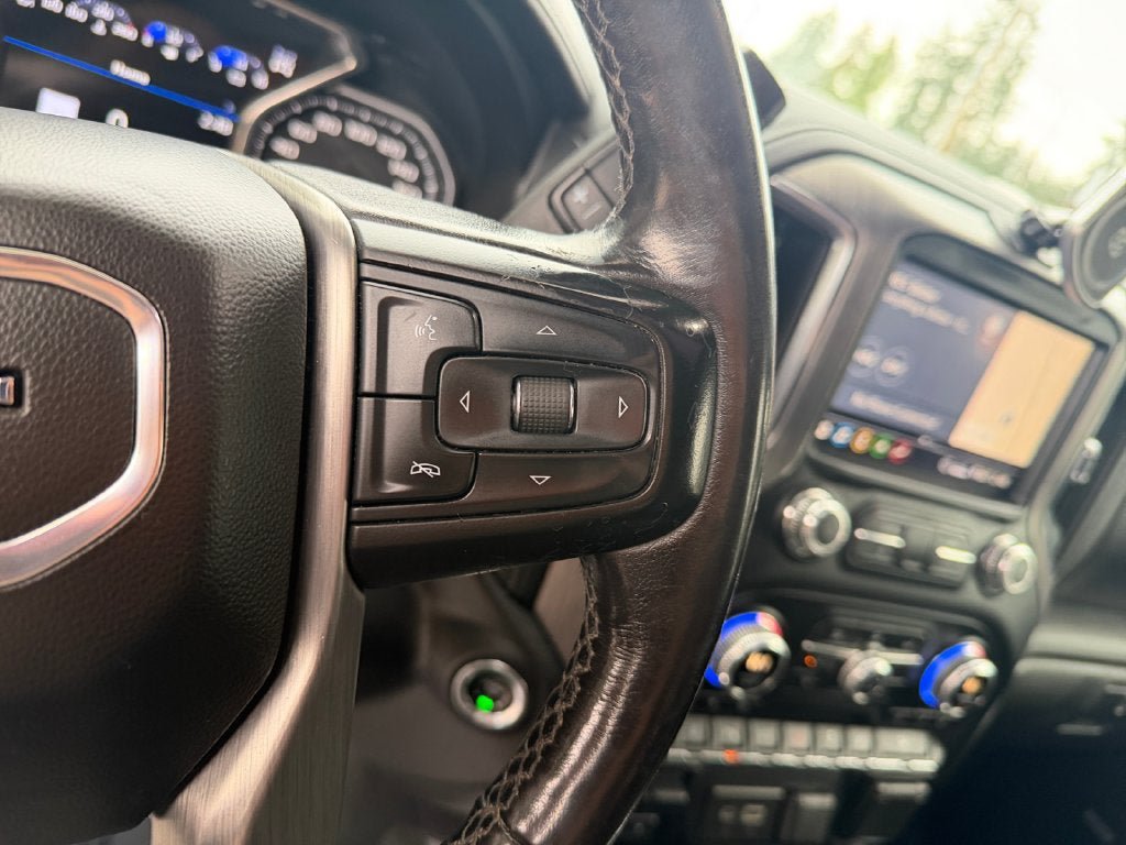 Used 2020 GMC Sierra 3500 Denali w/ Denali Ultimate Package AWD/4WD image 17