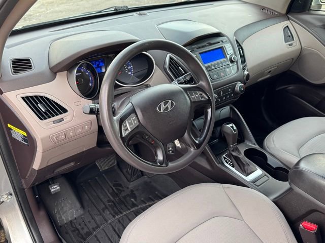 Used 2014 Hyundai Tucson GLS image 11