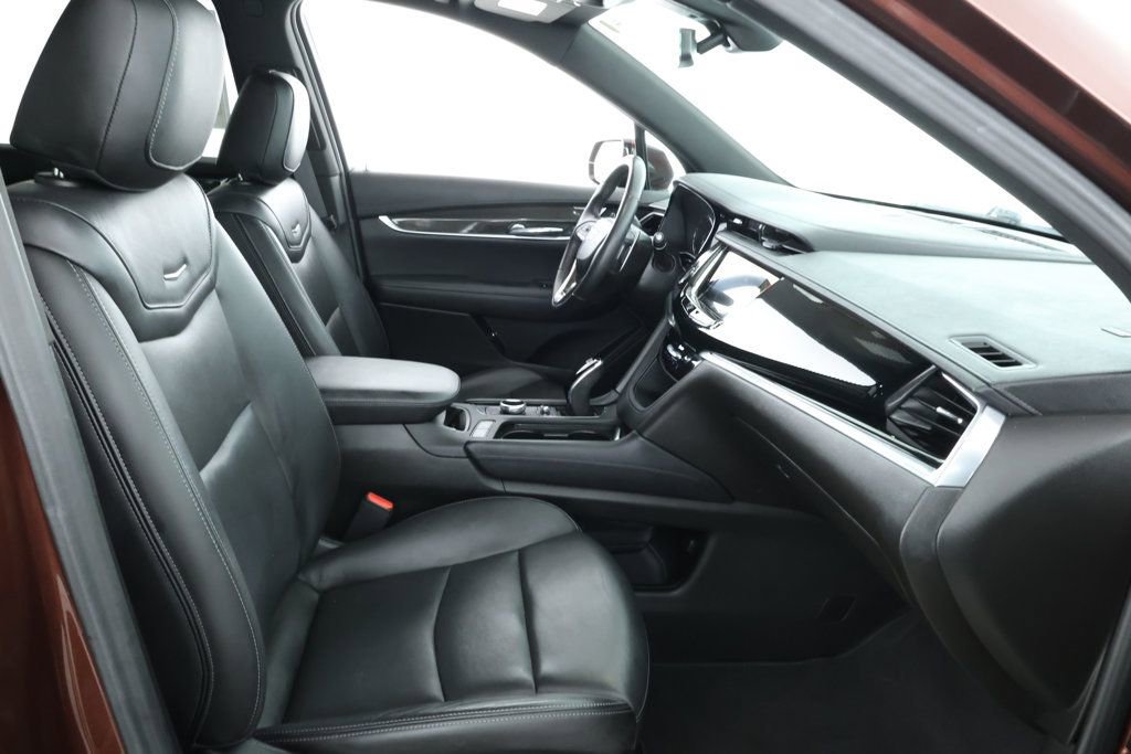 Used 2022 Cadillac XT6 Sport image 24