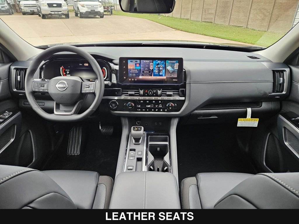 New 2026 Nissan Pathfinder SL image 20