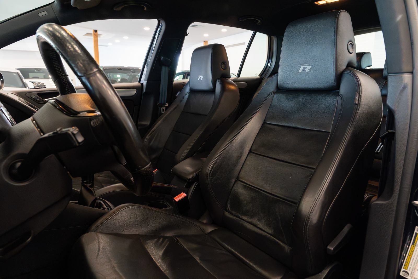 Used 2013 Volkswagen Golf R 4-Door AWD/4WD image 18