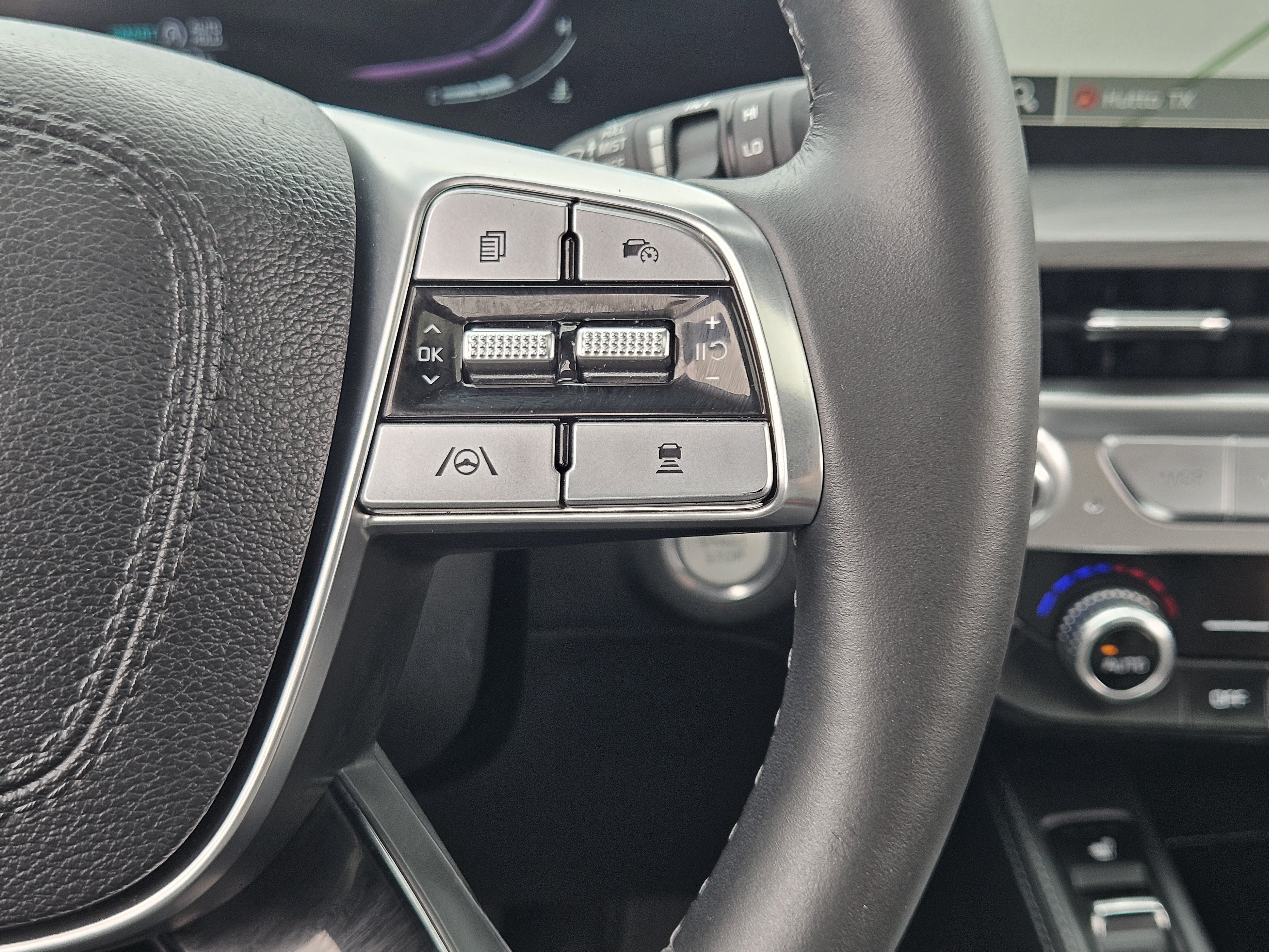 Used 2023 Kia Telluride EX X-Line AWD/4WD image 29