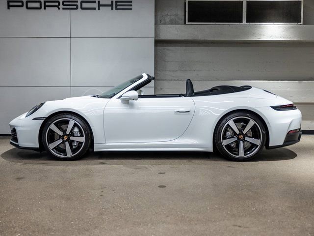Certified 2025 Porsche 911 Carrera image 2