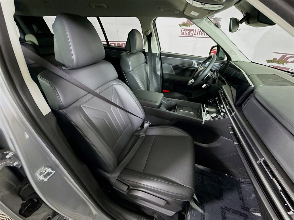 Certified 2025 Hyundai Santa Fe SEL image 33