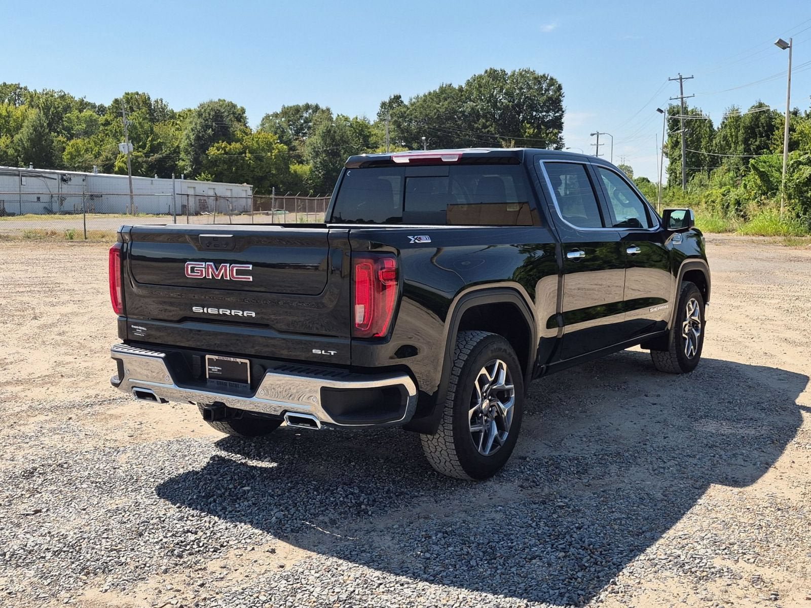 New 2026 GMC Sierra 1500 SLT AWD/4WD image 6