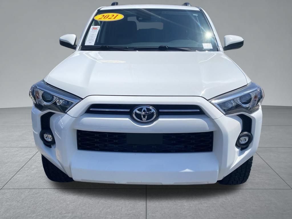 Used 2021 Toyota 4Runner SR5 AWD/4WD image 18