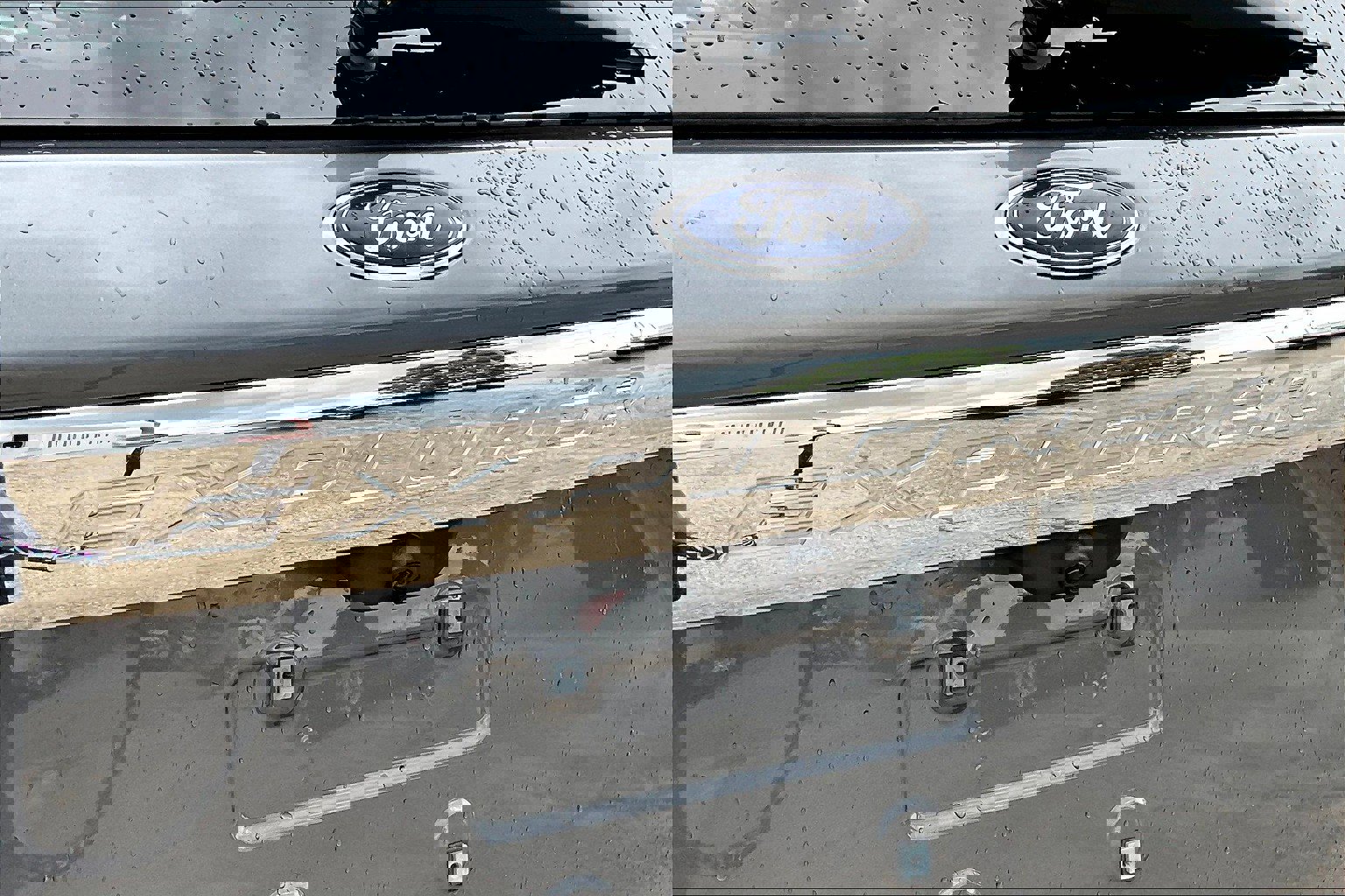 Used 2022 Ford Explorer XLT w/ Equipment Group 202A image 33