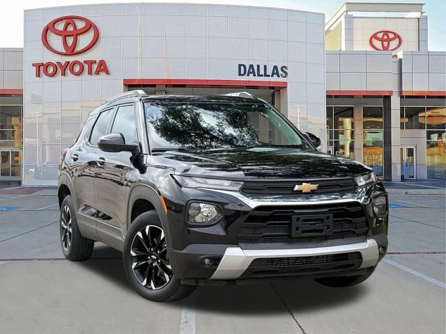 Used 2023 Chevrolet TrailBlazer LT w/ Convenience Package AWD/4WD image 1