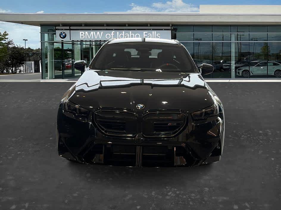New 2027 BMW M5 Touring AWD/4WD image 2