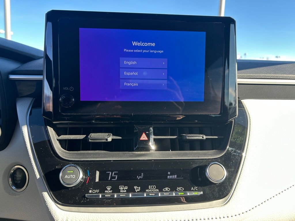 Used 2023 Toyota Corolla SE w/ SE Premium Package image 21