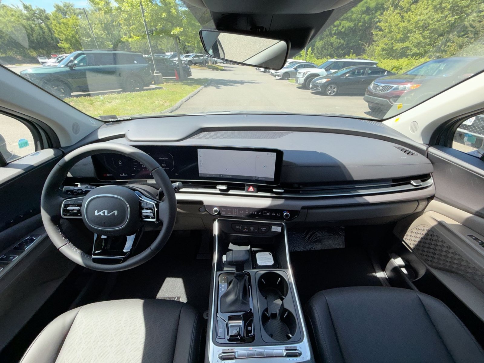 New 2026 Kia Carnival SX FWD image 41