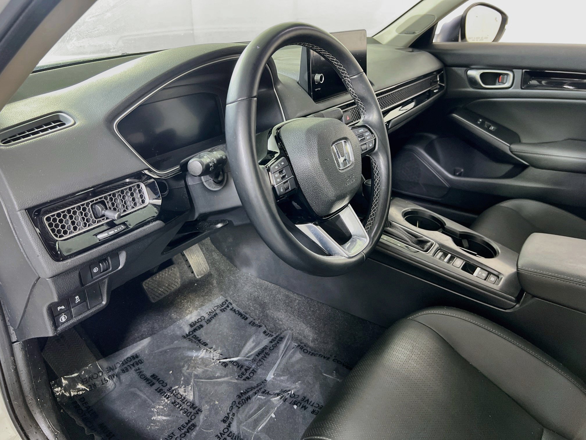 Used 2023 Honda Civic Touring image 9