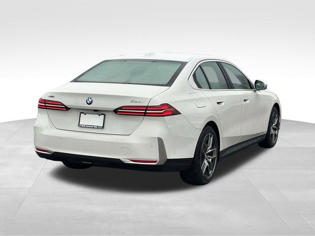 New 2026 BMW 530i xDrive w/ Premium Package image 4