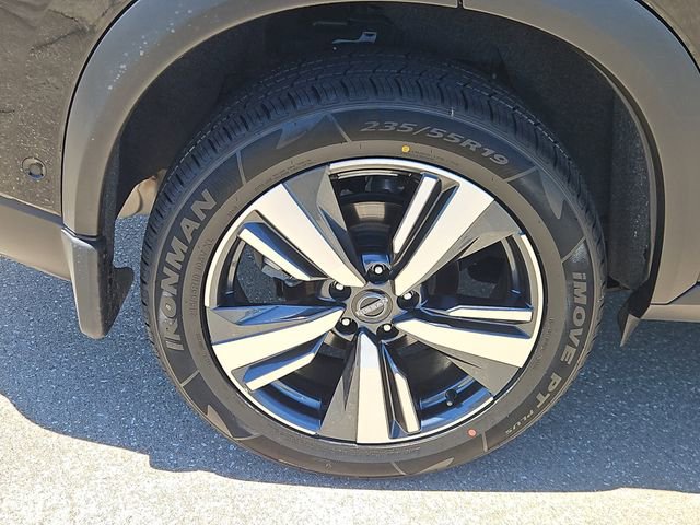 Used 2023 Nissan Rogue Platinum FWD image 5