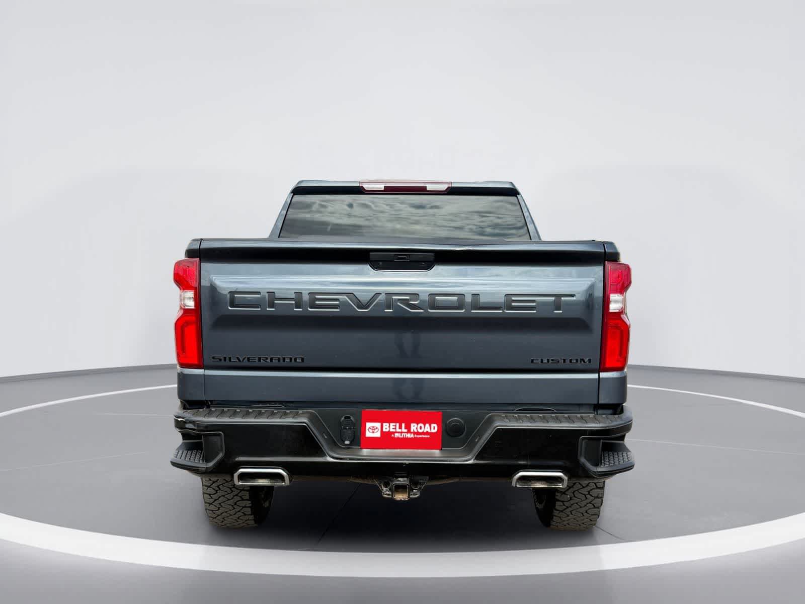 Used 2021 Chevrolet Silverado 1500 Custom Trail Boss w/ LPO, Dark Essentials Package AWD/4WD image 7