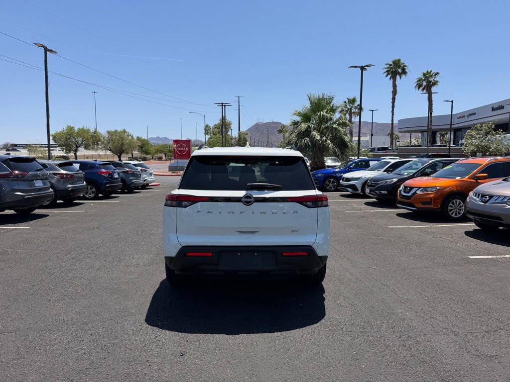 Used 2024 Nissan Pathfinder SV FWD image 6