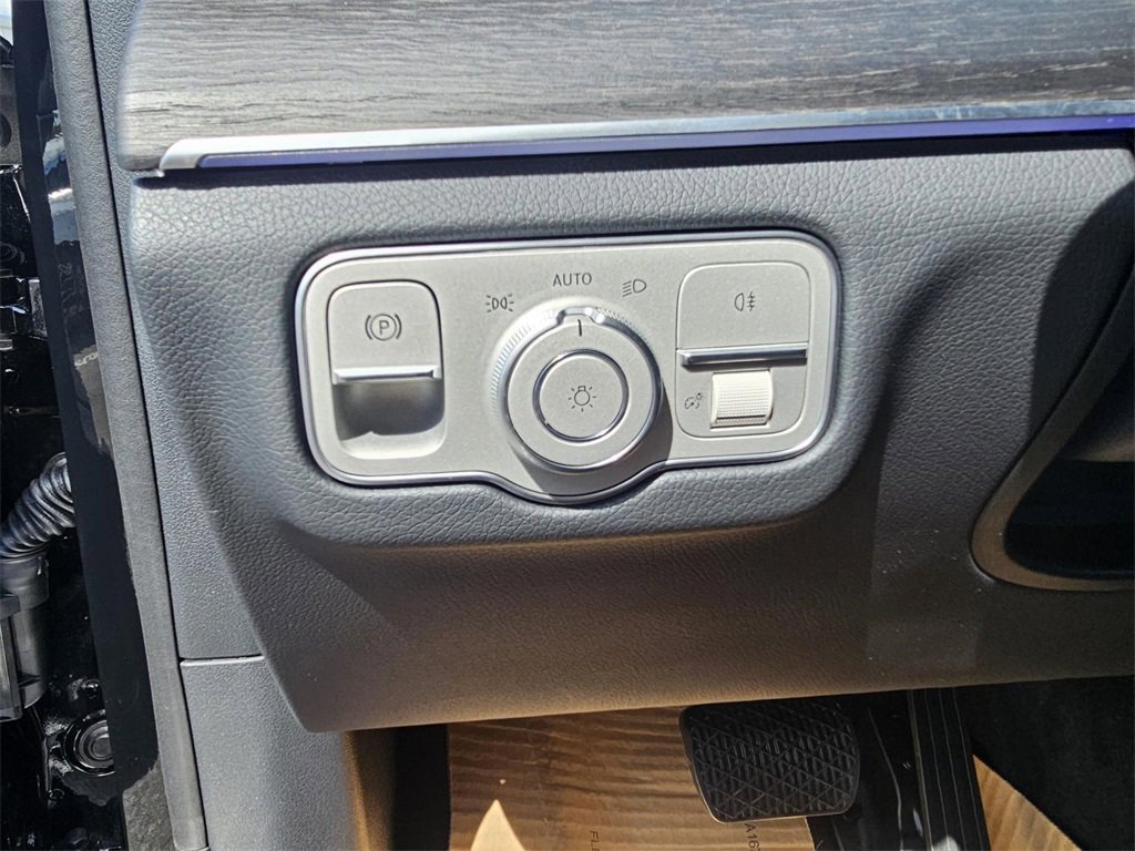New 2026 Mercedes-Benz GLS 450 4MATIC image 14