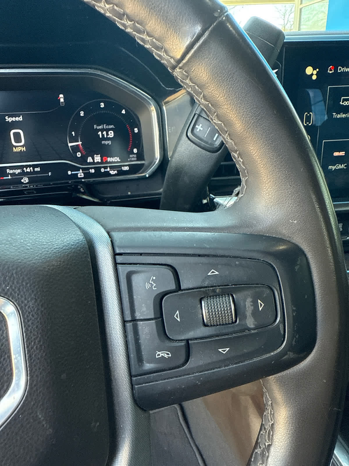 Used 2024 GMC Sierra 2500 SLT w/ SLT Convenience Package image 24