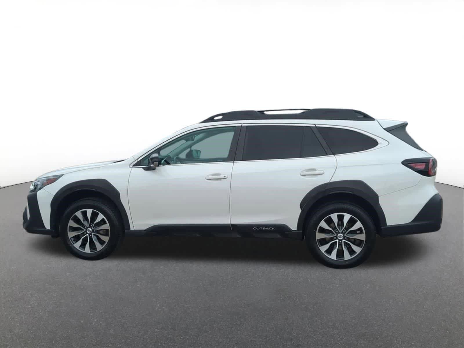 Used 2023 Subaru Outback Limited AWD/4WD image 3