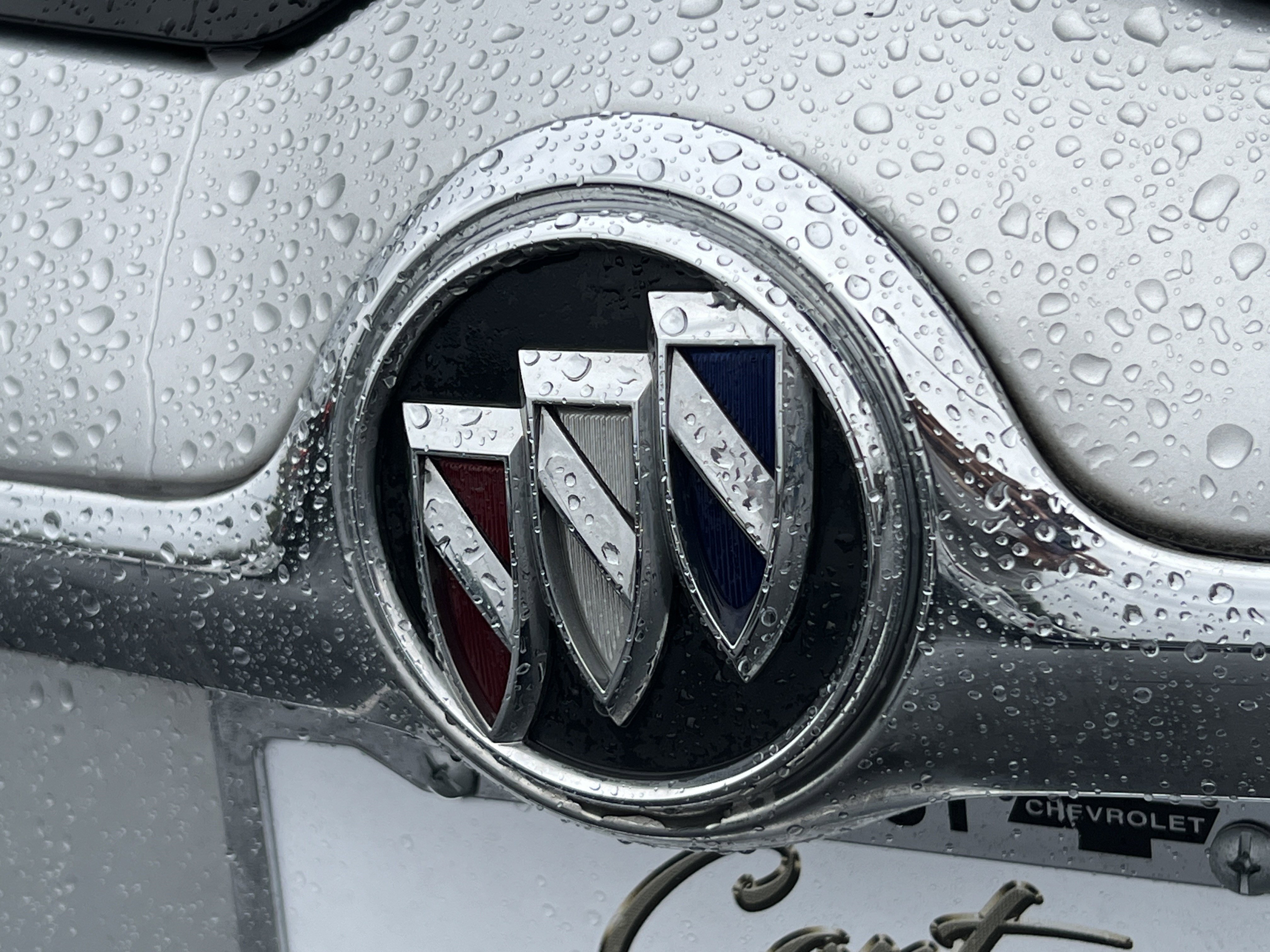 Used 2019 Buick Envision Premium w/ LPO, Active Package image 8