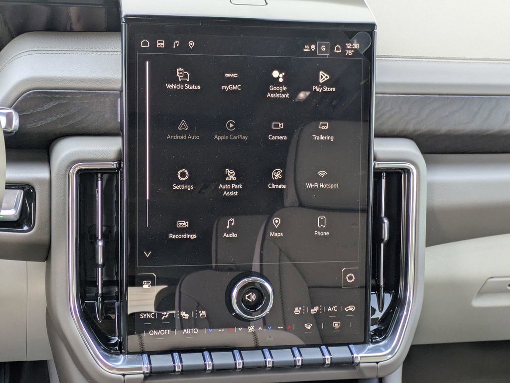 New 2026 GMC Yukon XL Denali w/ Sun & Power Step Package AWD/4WD image 18
