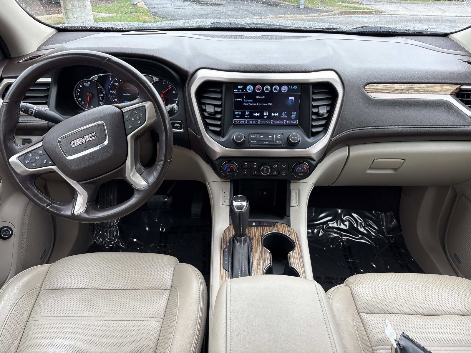 Used 2019 GMC Acadia Denali w/ Technology Package FWD image 28