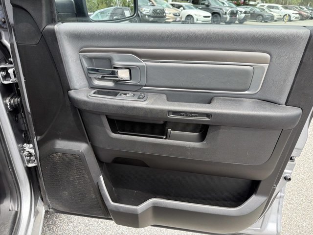 Used 2024 RAM 1500 Classic SLT AWD/4WD image 14