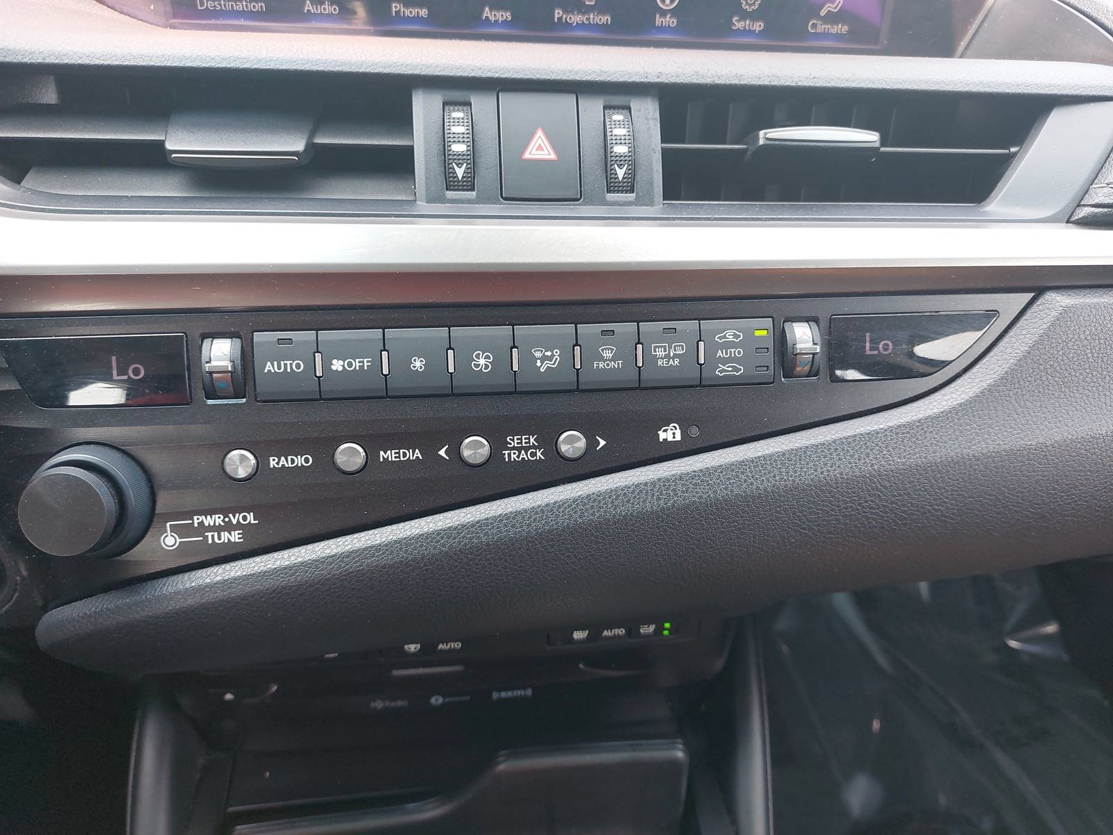 Used 2019 Lexus ES 300h w/ Premium Package FWD image 23