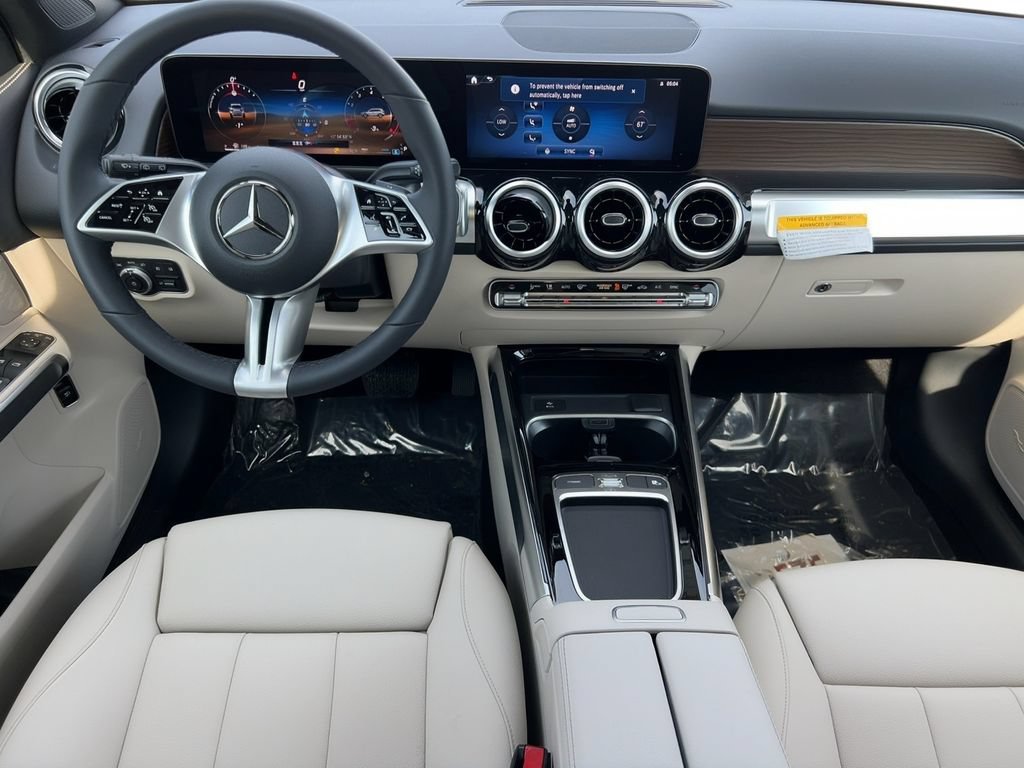 New 2026 Mercedes-Benz GLB 250 4MATIC image 5