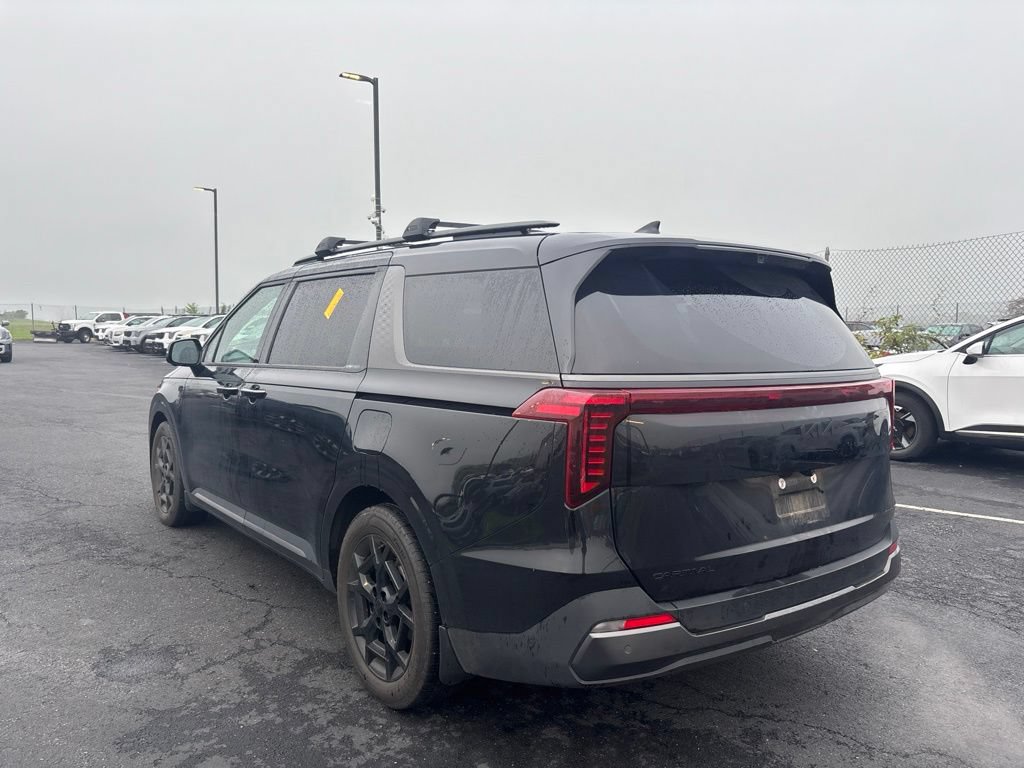 Certified 2025 Kia Carnival SX Prestige FWD image 5