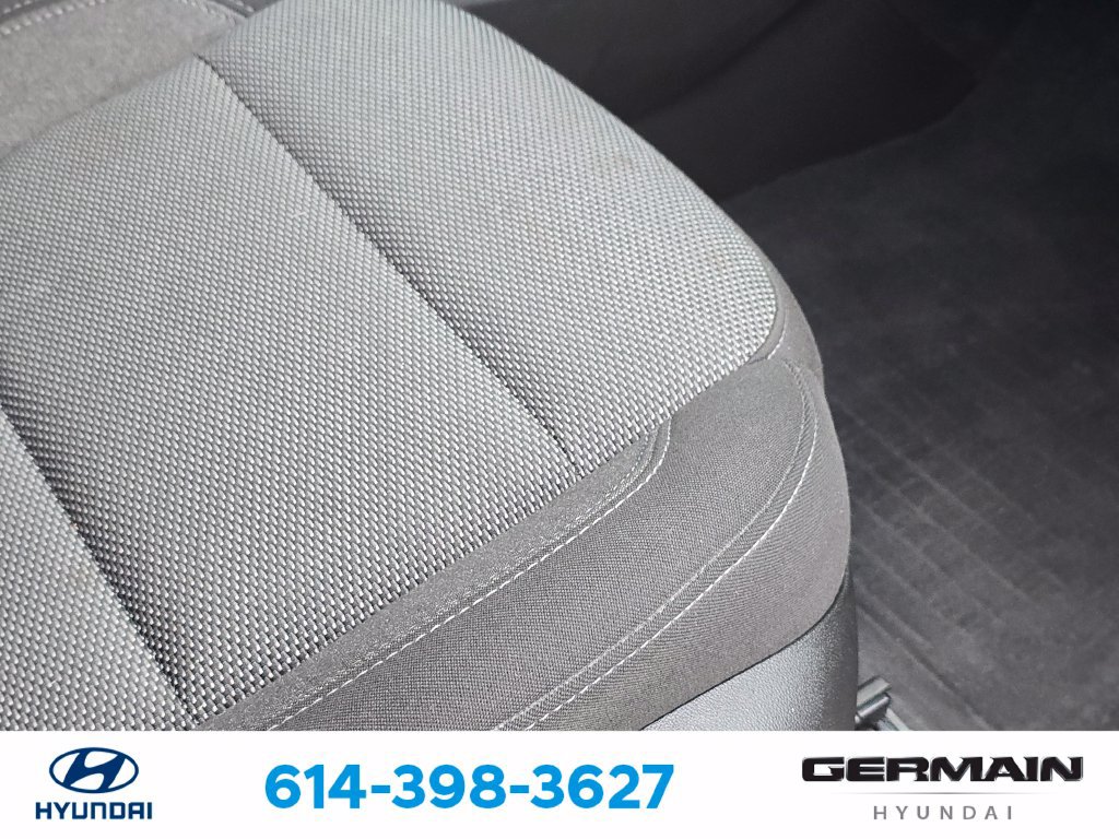 Used 2023 Chevrolet Traverse LT FWD image 27