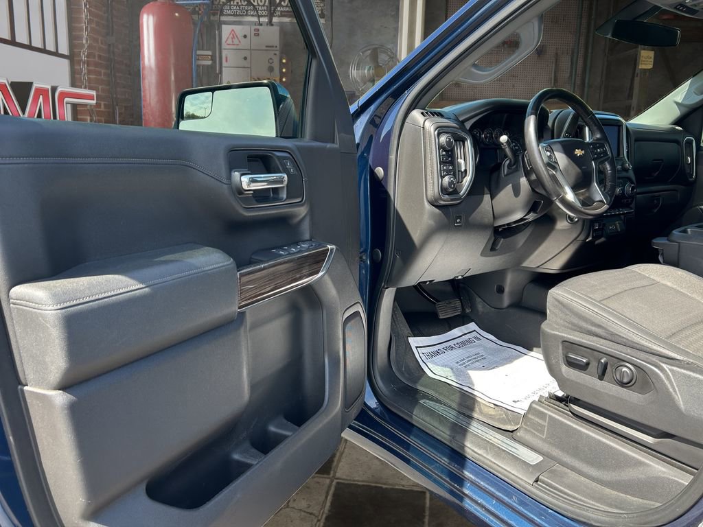 Certified 2019 Chevrolet Silverado 1500 LT w/ All-Star Edition AWD/4WD image 16