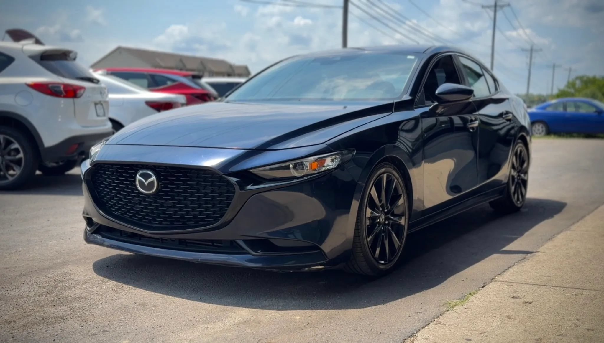 Used 2019 MAZDA MAZDA3 Sedan FWD image 5