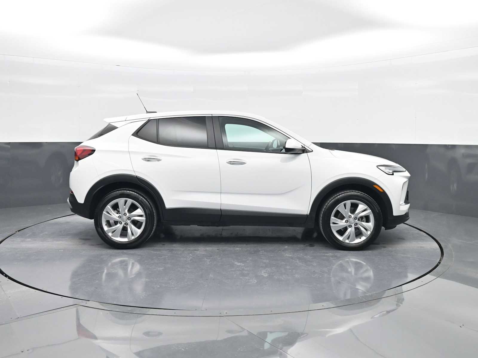 New 2025 Buick Encore GX Preferred image 9