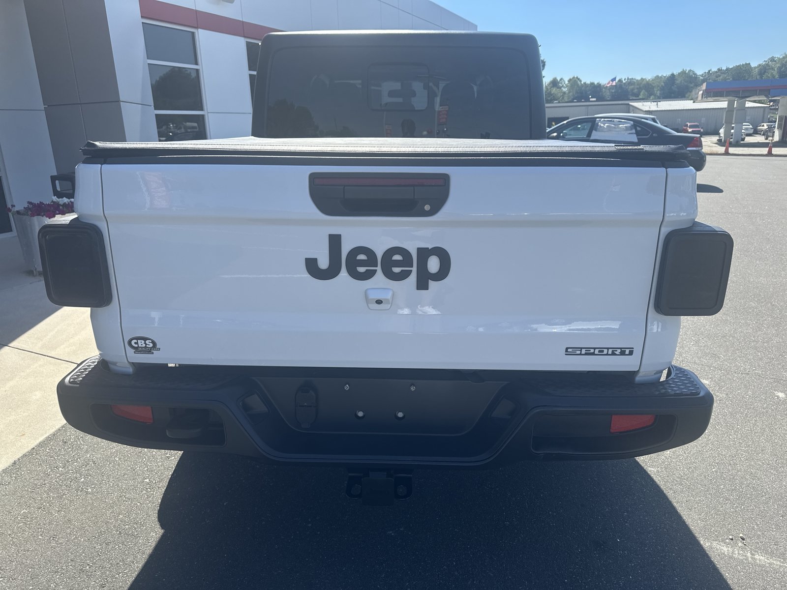 Used 2021 Jeep Gladiator Sport AWD/4WD image 7