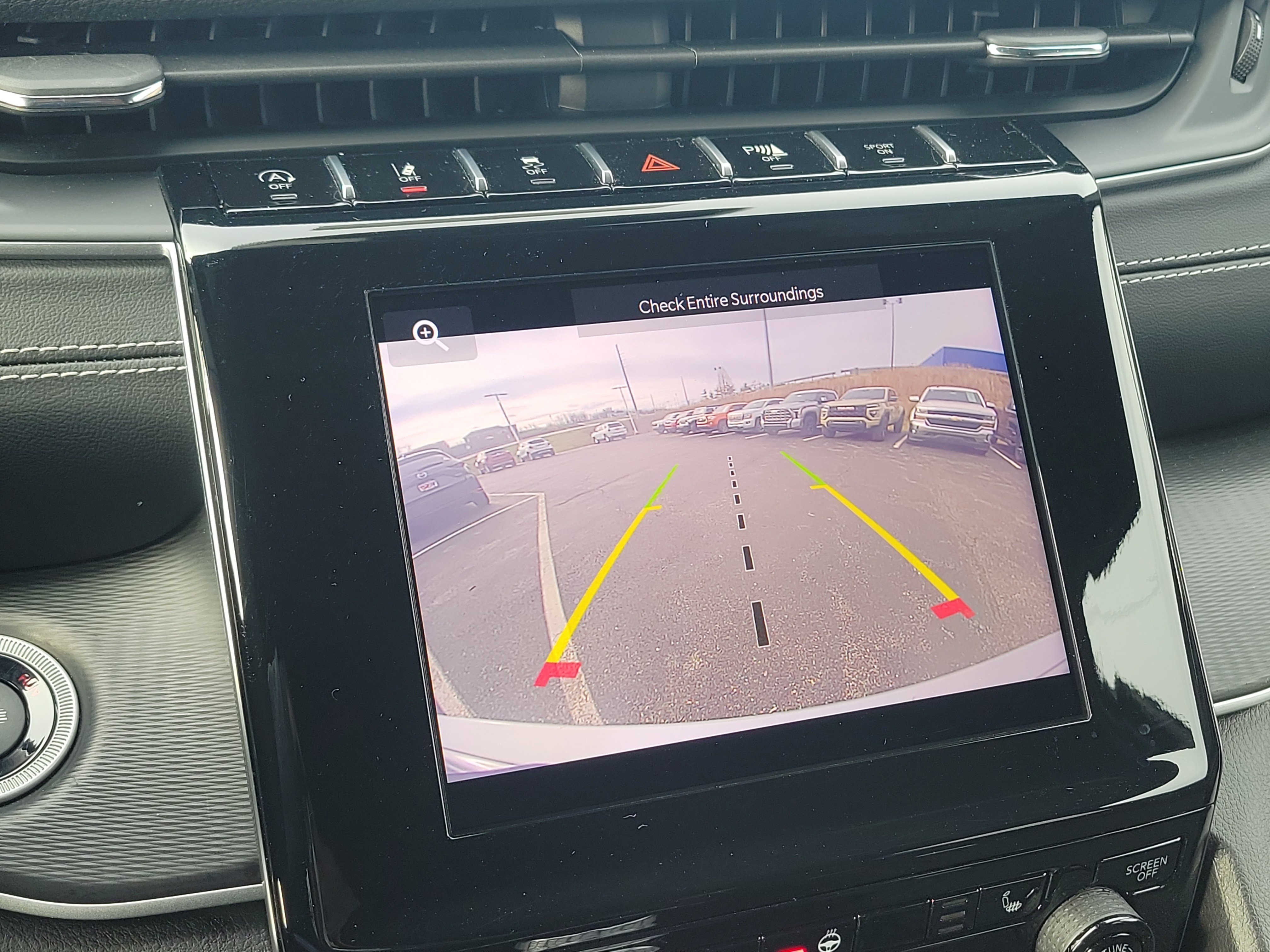 Used 2023 Jeep Grand Cherokee Altitude image 30