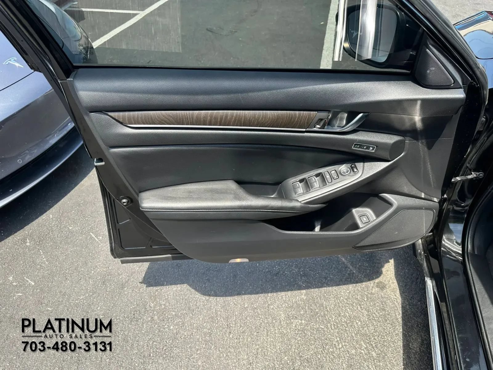 Used 2020 Honda Accord Touring image 15
