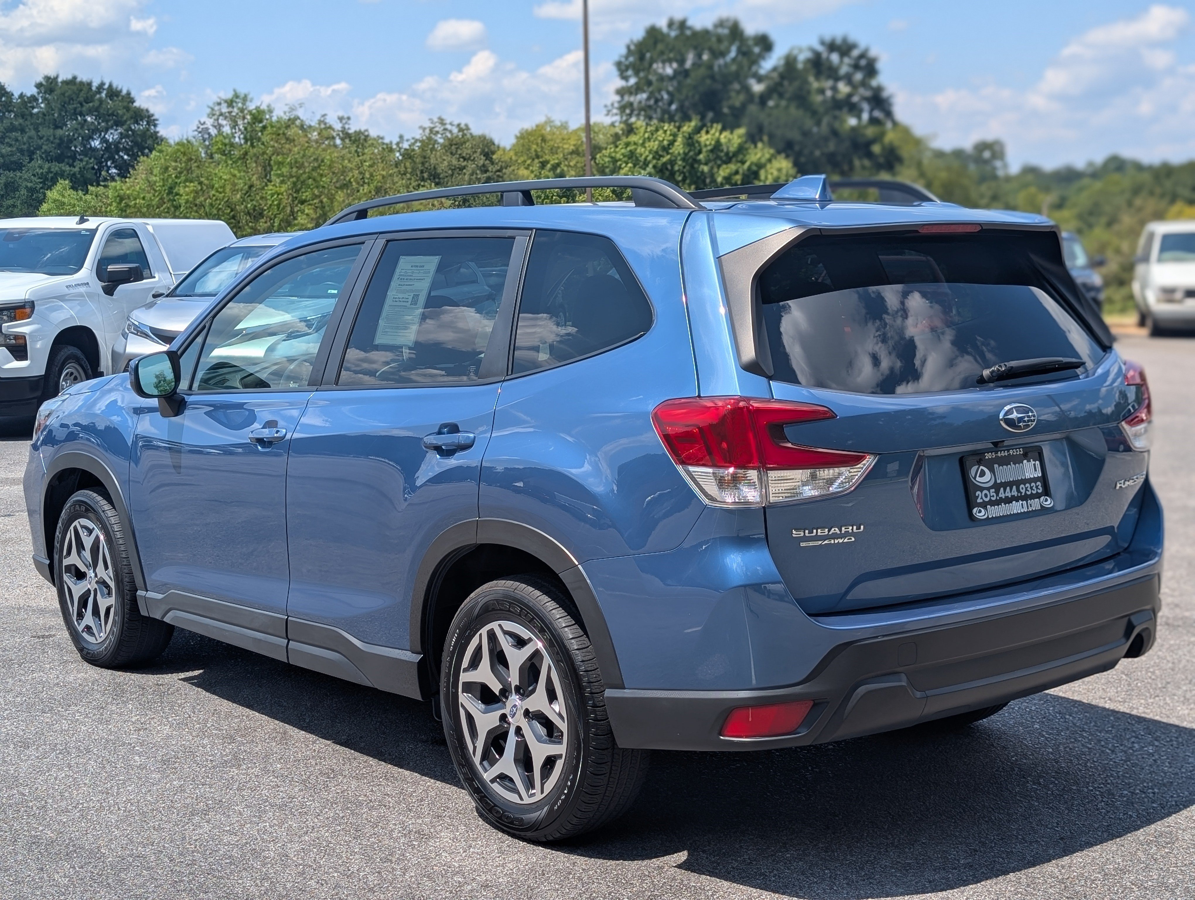 Used 2020 Subaru Forester Premium AWD/4WD image 7